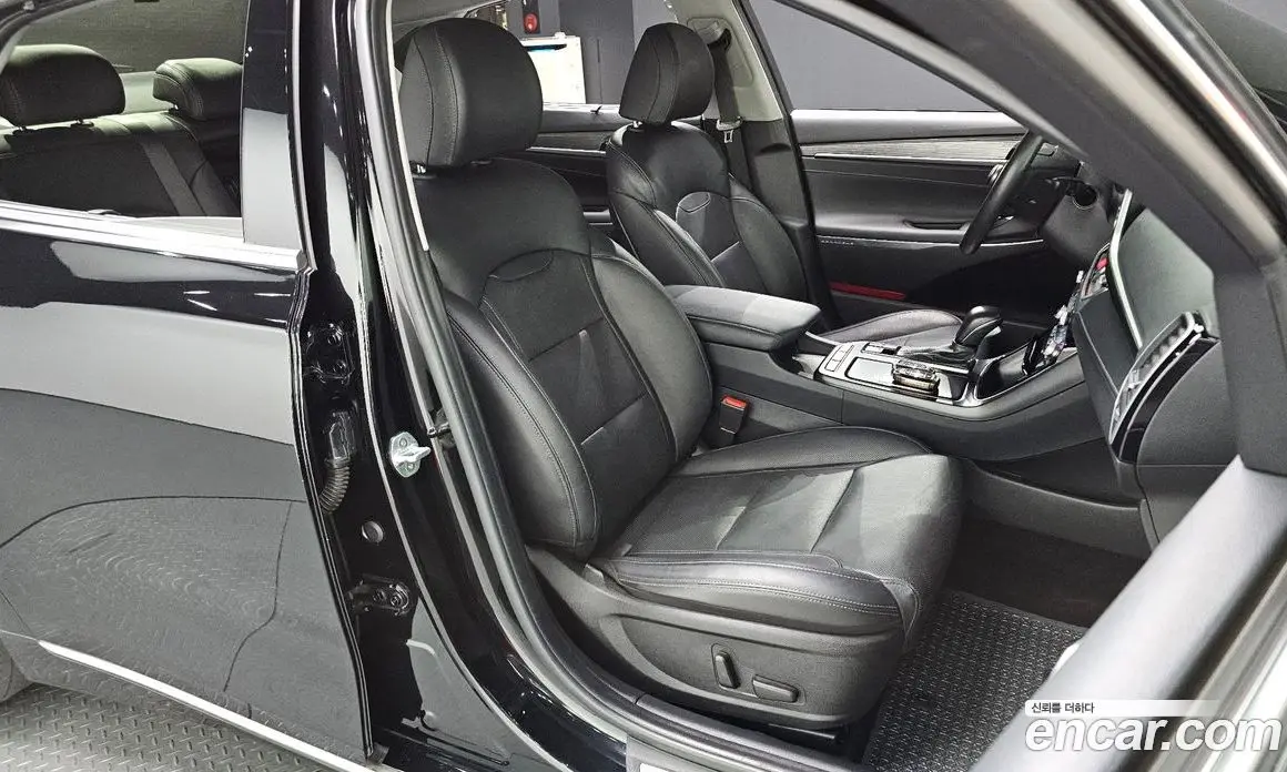 Hyundai Grandeur 2018 2.4 автомат (гидро), фото 15