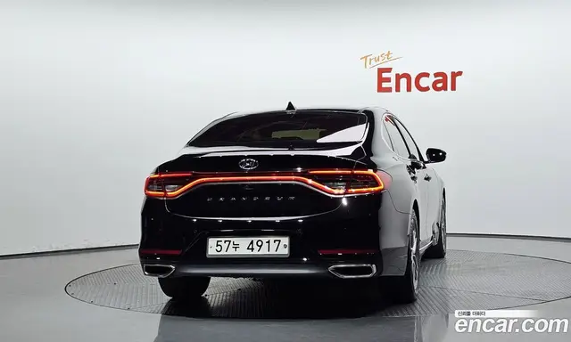 Hyundai Grandeur 2018 2.4 автомат (гидро), миниатюра 3