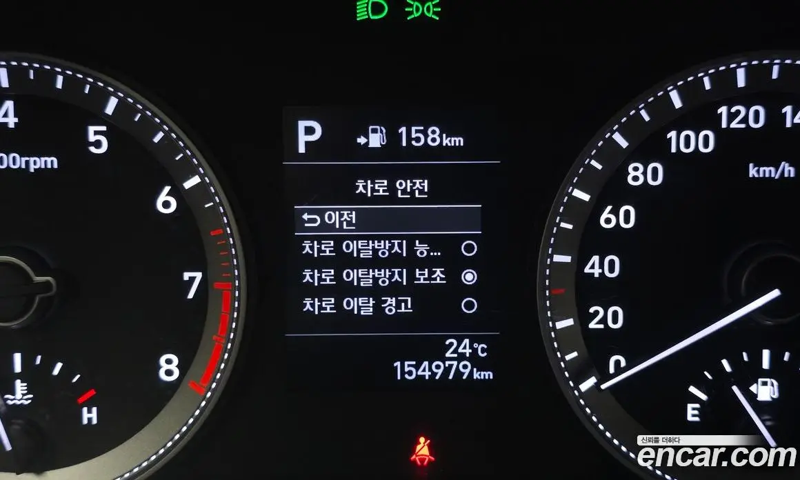 Hyundai Grandeur 2018 2.4 автомат (гидро), фото 18
