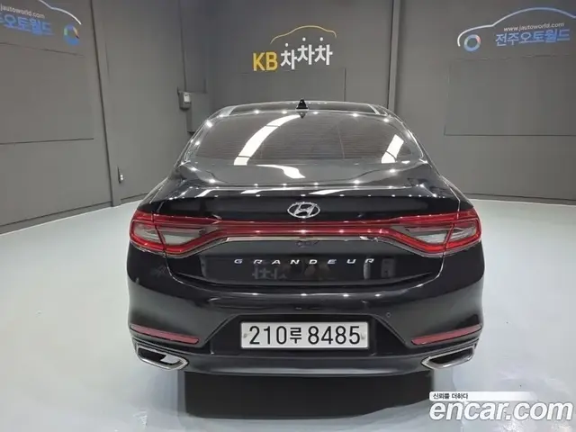 Hyundai Grandeur 2018 3.0 автомат (гидро), миниатюра 4