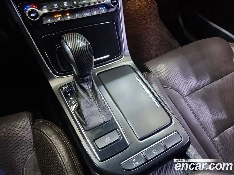 Hyundai Grandeur 2018 3.0 автомат (гидро), фото 9