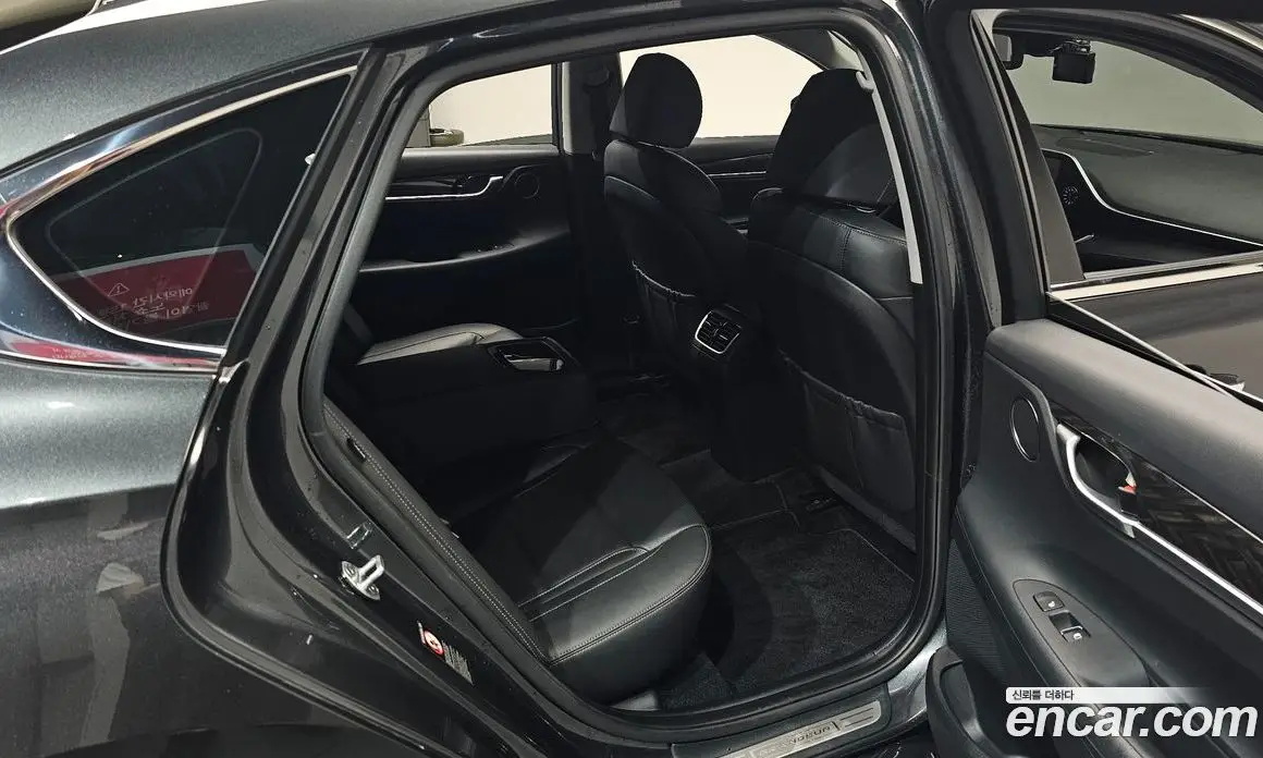 Hyundai Grandeur 2019 2.4 автомат (гидро), фото 18 Hyundai Grandeur 2019 2.4 автомат (гидро), фото 18