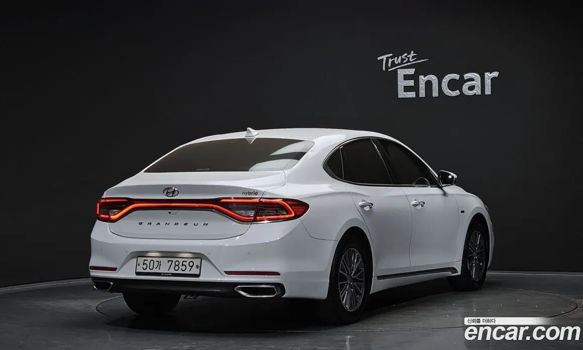Hyundai Grandeur 2019 2.4 автомат (гидро), фото 2 Hyundai Grandeur 2019 2.4 автомат (гидро), фото 2