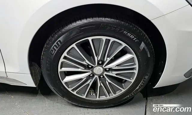 Hyundai Grandeur 2019 2.4 автомат (гидро), миниатюра 7 Hyundai Grandeur 2019 2.4 автомат (гидро), миниатюра 7