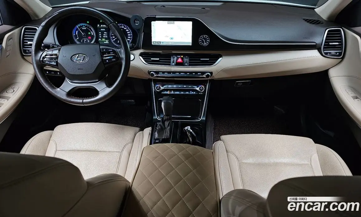Hyundai Grandeur 2019 2.4 автомат (гидро), фото 10 Hyundai Grandeur 2019 2.4 автомат (гидро), фото 10