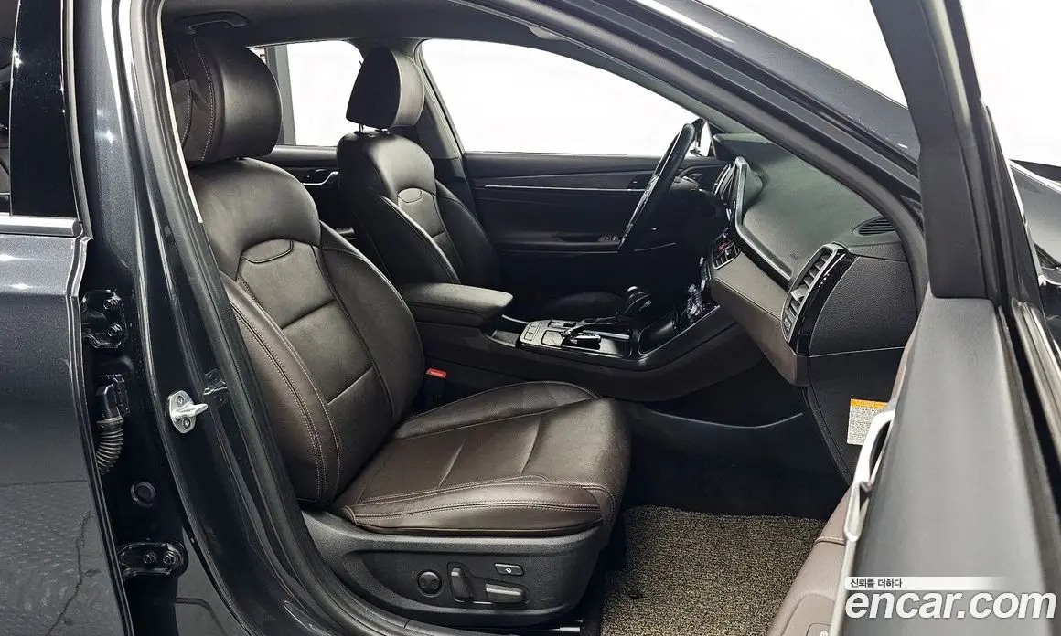 Hyundai Grandeur 2019 2.4 автомат (гидро), фото 10