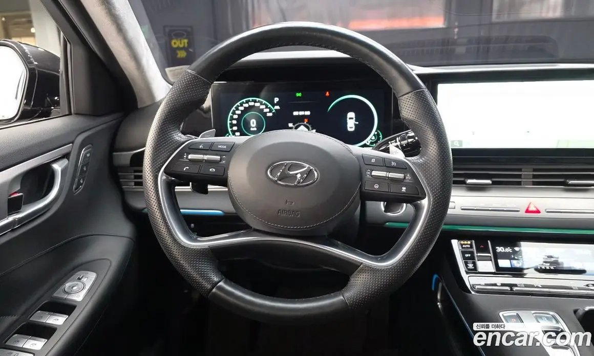 Hyundai Grandeur 2020 2.5 автомат (гидро), фото 13