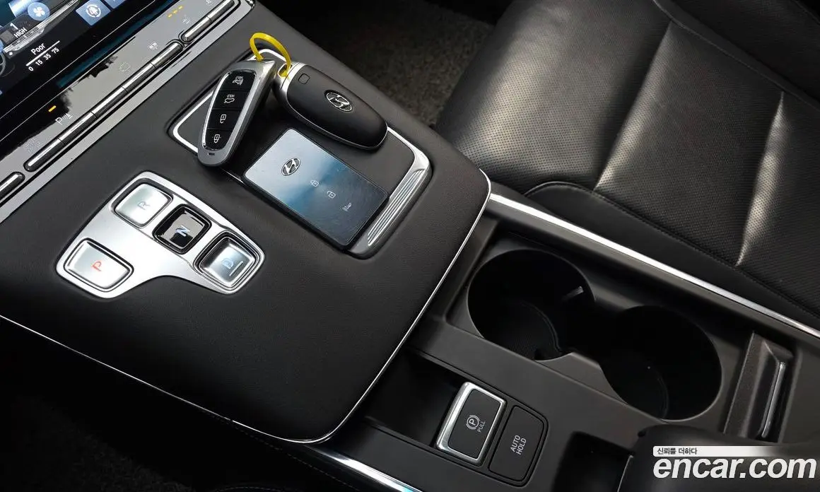 Hyundai Grandeur 2020 2.5 автомат (гидро), фото 9