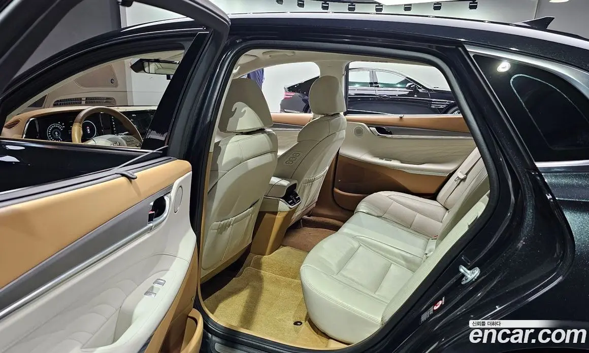 Hyundai Grandeur 2020 2.5 автомат (гидро), фото 17