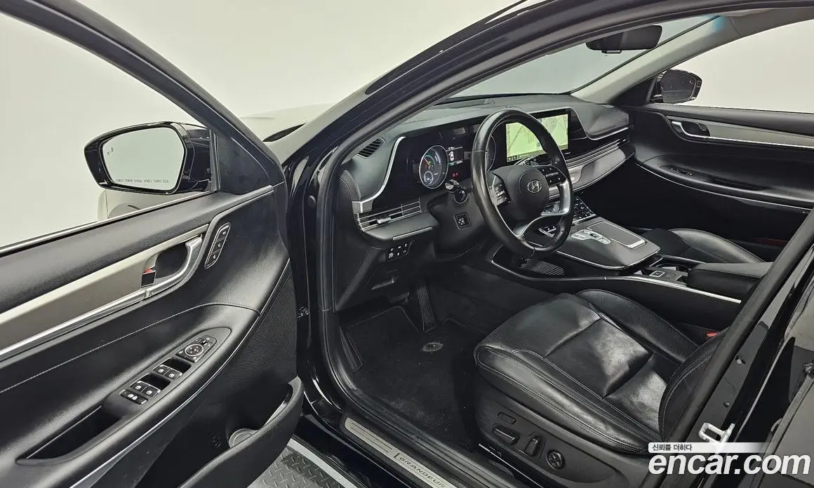 Hyundai Grandeur 2021 2.4 автомат (гидро), фото 13