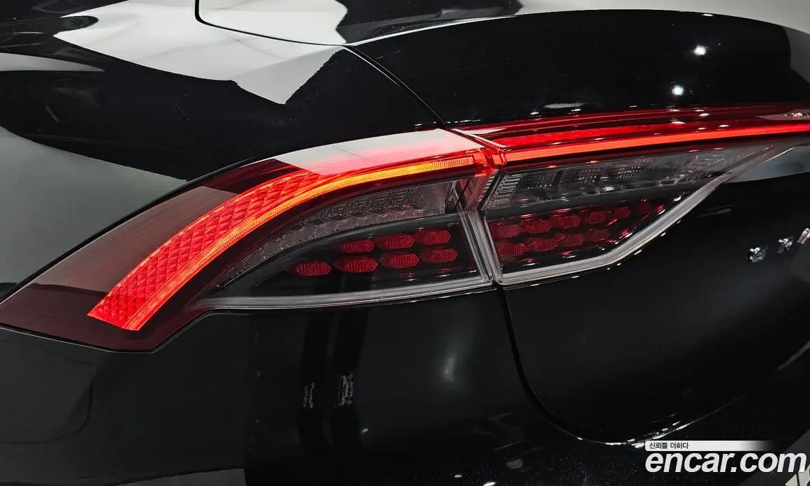 Hyundai Grandeur 2021 2.4 автомат (гидро), фото 9