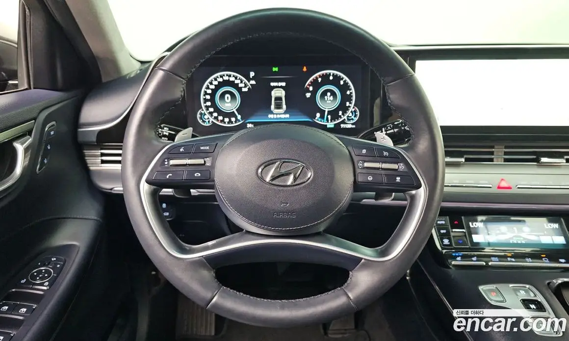 Hyundai Grandeur 2022 3.3 автомат (гидро), фото 20