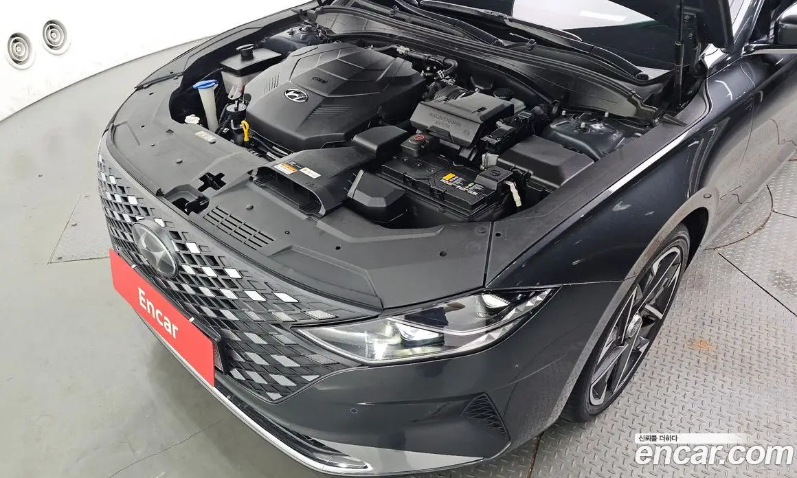Hyundai Grandeur 2022 3.3 автомат (гидро), фото 6