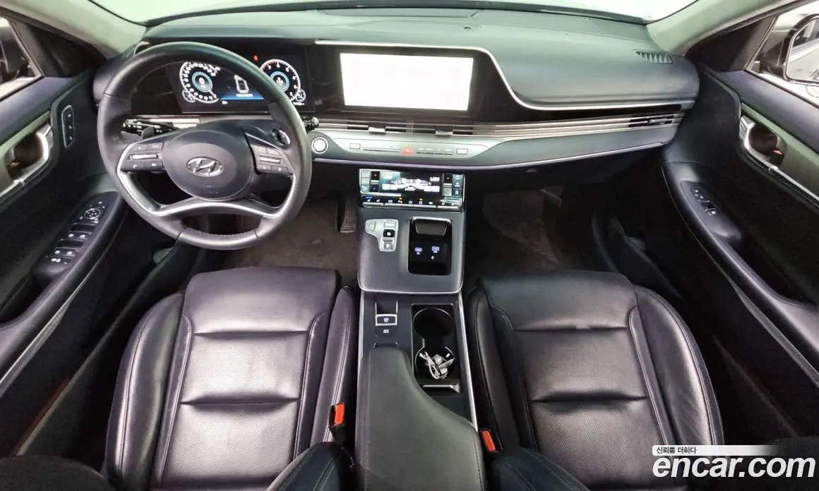 Hyundai Grandeur 2022 3.3 автомат (гидро), фото 10