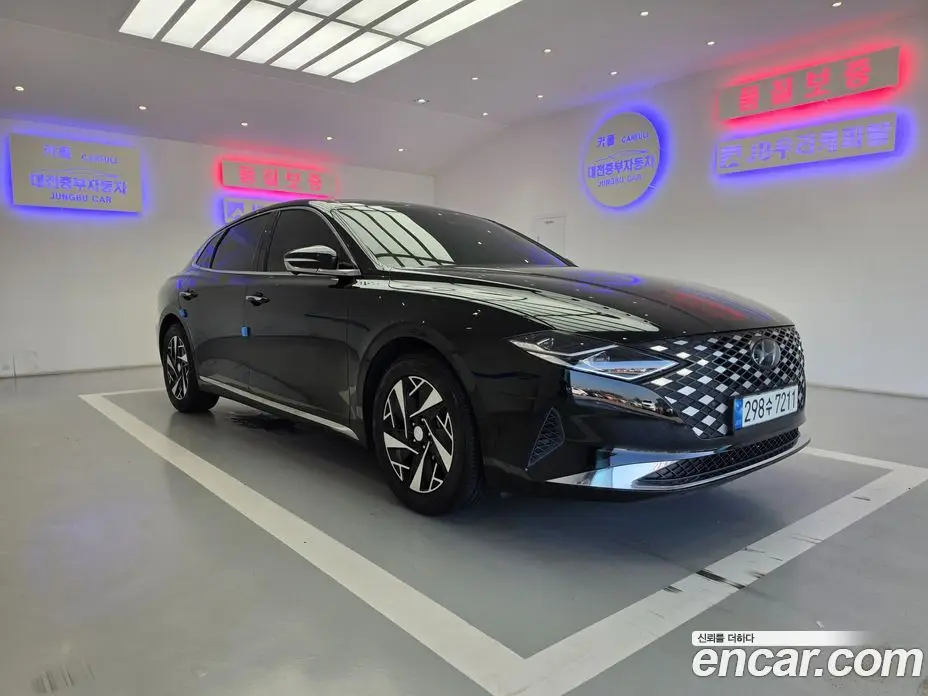Hyundai Grandeur 2022 2.4 автомат (гидро), фото 19