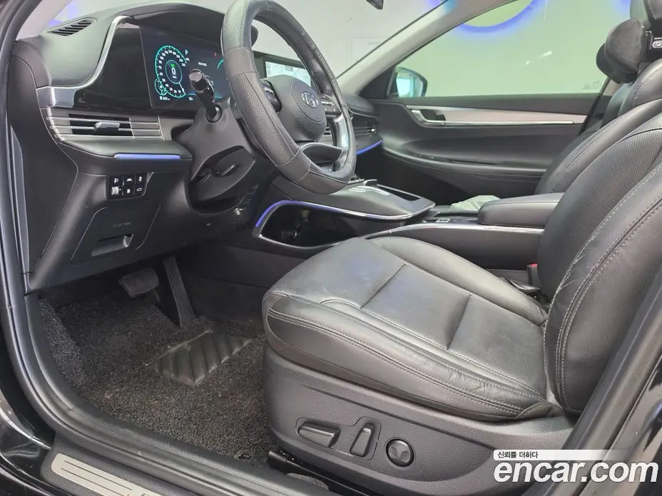 Hyundai Grandeur 2022 2.4 автомат (гидро), фото 10
