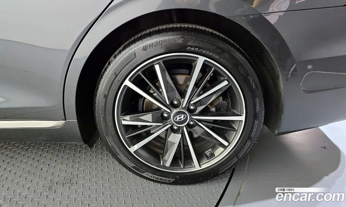 Hyundai Grandeur 2022 2.5 автомат (гидро), фото 7
