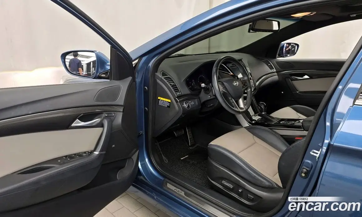Hyundai i40 2015 1.7 автомат (гидро), фото 10