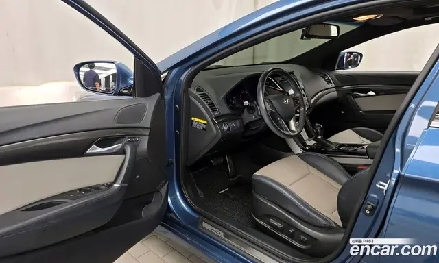 Hyundai i40 2015 1.7 автомат (гидро), миниатюра 10