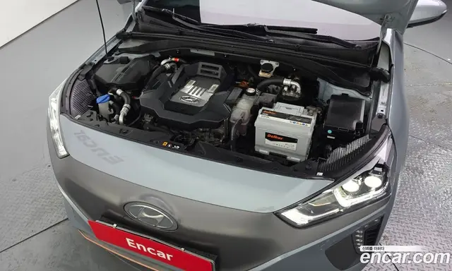 Hyundai Ioniq 2017 автомат (гидро), миниатюра 6