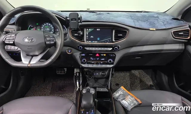 Hyundai Ioniq 2017 автомат (гидро), миниатюра 7