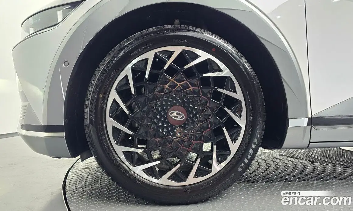 Hyundai Ioniq 5 2022 0.1 автомат (гидро), фото 4