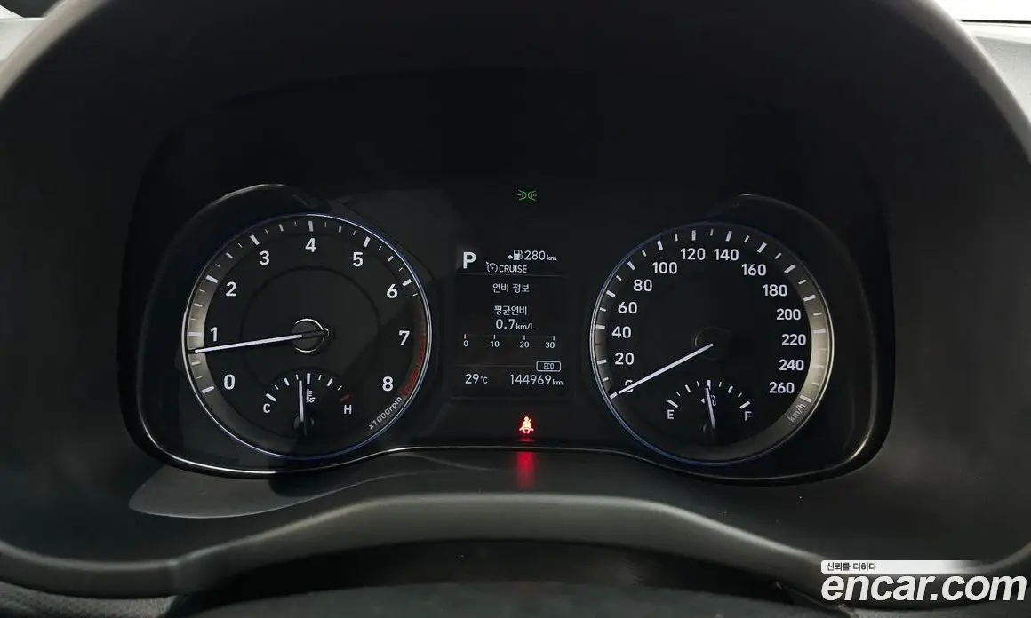 Hyundai Kona 2018 1.6 автомат (гидро), фото 11