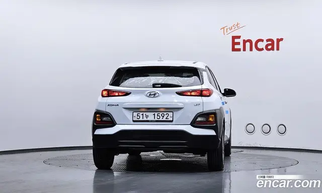 Hyundai Kona 2018 1.6 автомат (гидро), миниатюра 4