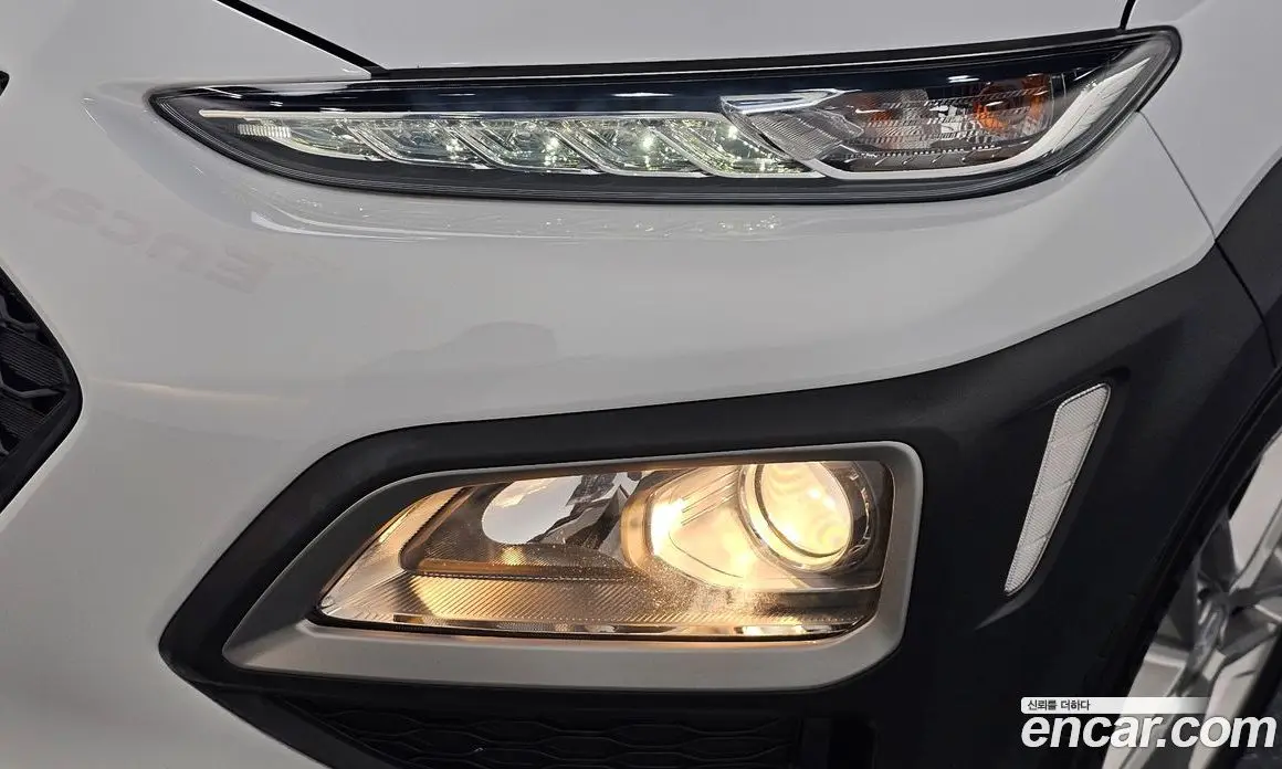 Hyundai Kona 2018 1.6 автомат (гидро), фото 8