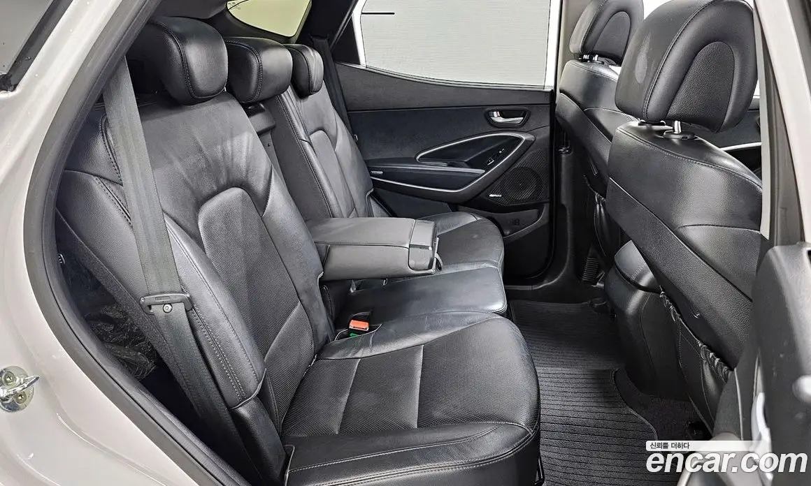 Hyundai Santa Fe 2014 2.2 автомат (гидро), фото 12 Hyundai Santa Fe 2014 2.2 автомат (гидро), фото 12