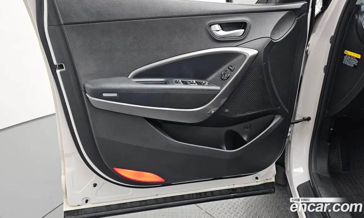Hyundai Santa Fe 2016 2.0 автомат (гидро), фото 14