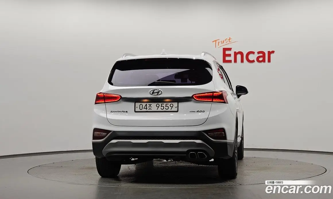 Hyundai Santa Fe 2018 2.0 автомат (гидро), фото 3