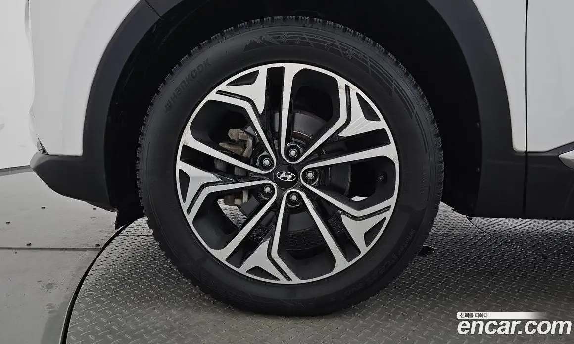 Hyundai Santa Fe 2018 2.0 автомат (гидро), фото 4