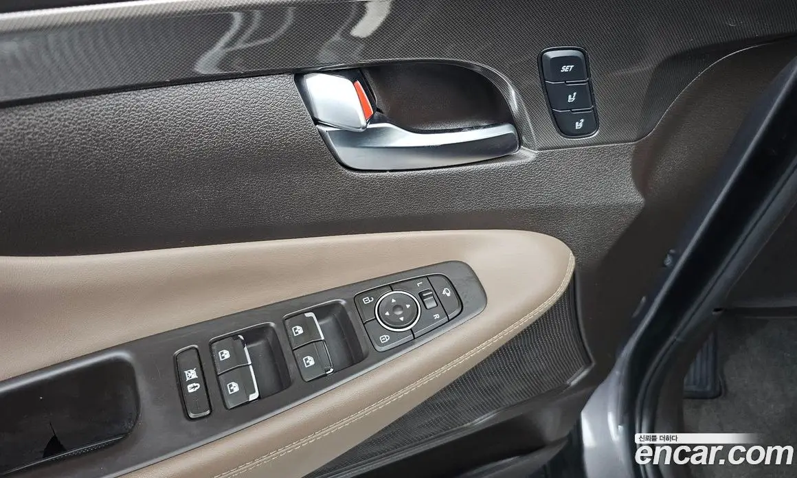 Hyundai Santa Fe 2018 2.0 автомат (гидро), фото 13