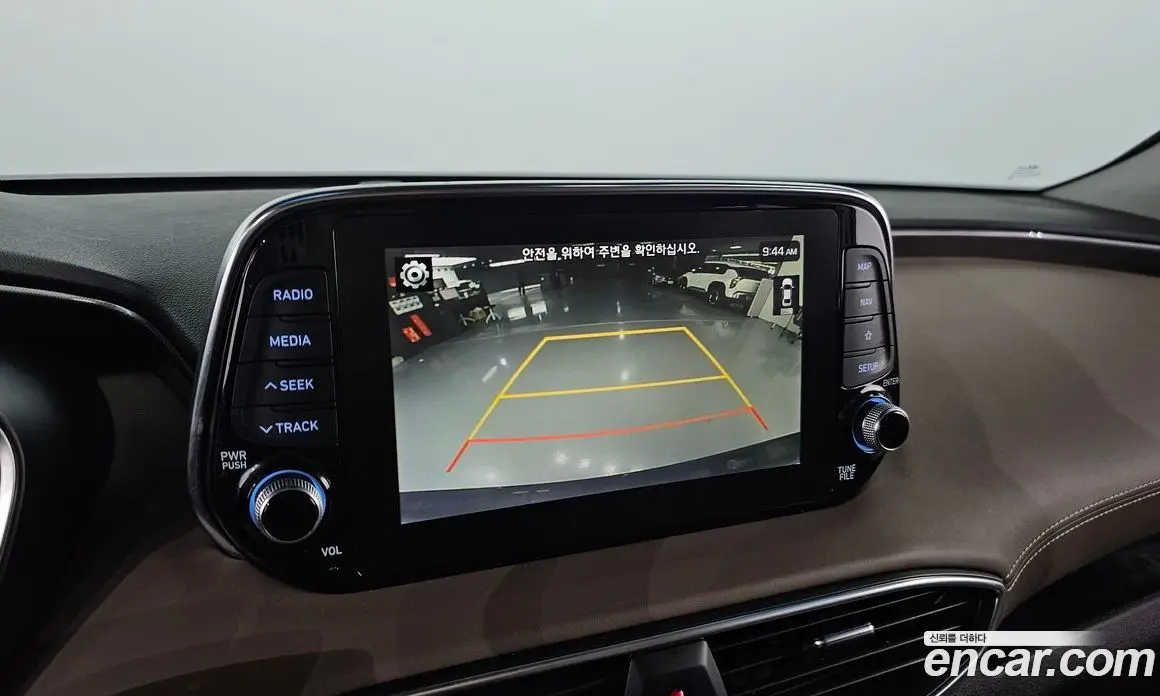 Hyundai Santa Fe 2018 2.0 автомат (гидро), фото 17