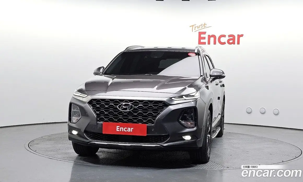 Hyundai Santa Fe 2018 2.0 автомат (гидро), фото 3