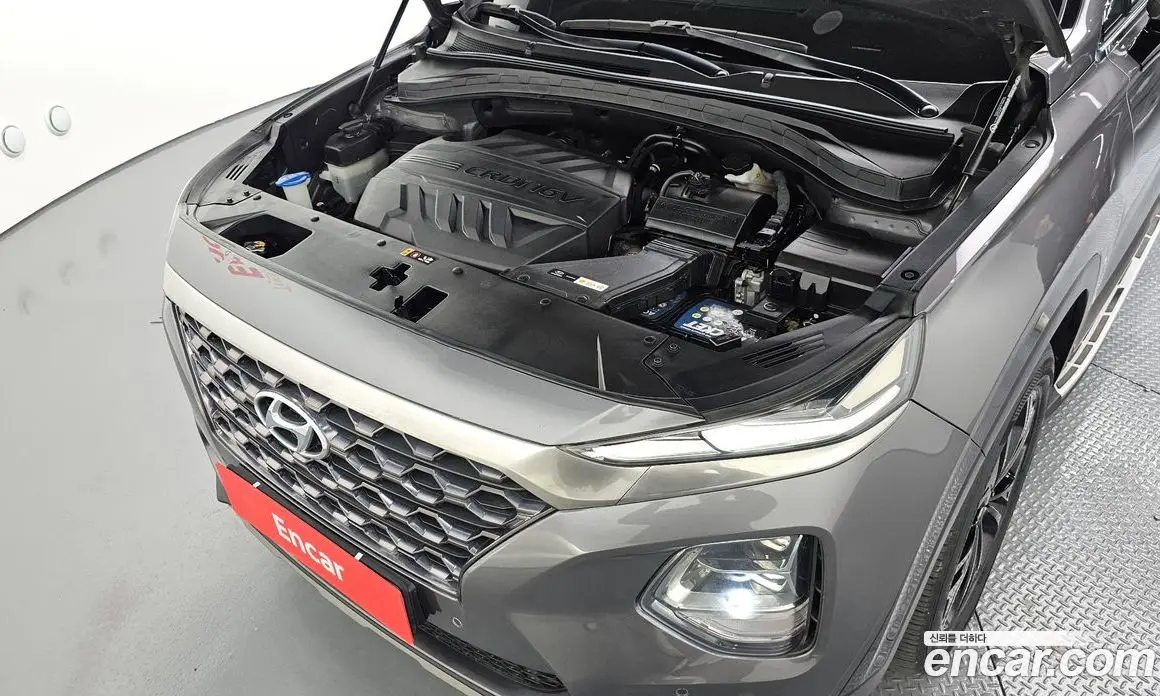 Hyundai Santa Fe 2018 2.0 автомат (гидро), фото 6