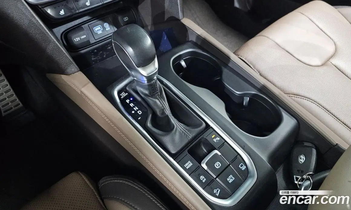Hyundai Santa Fe 2018 2.0 автомат (гидро), фото 9