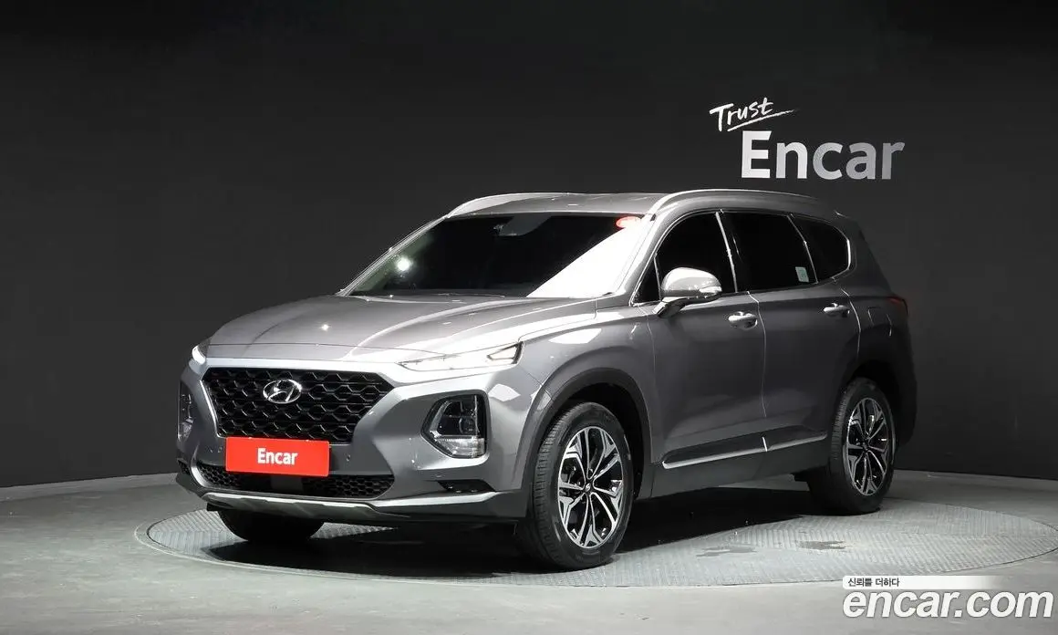 Hyundai Santa Fe 2018 2.0 автомат (гидро), фото 1 Hyundai Santa Fe 2018 2.0 автомат (гидро), фото 1