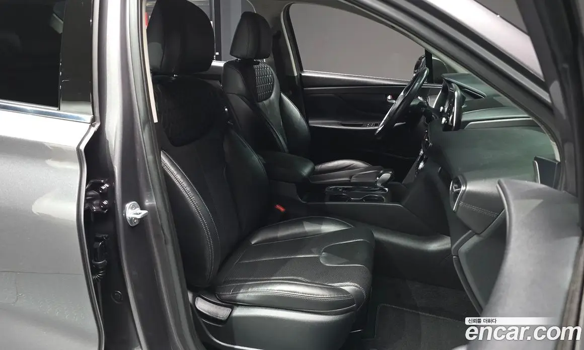 Hyundai Santa Fe 2018 2.0 автомат (гидро), фото 11 Hyundai Santa Fe 2018 2.0 автомат (гидро), фото 11