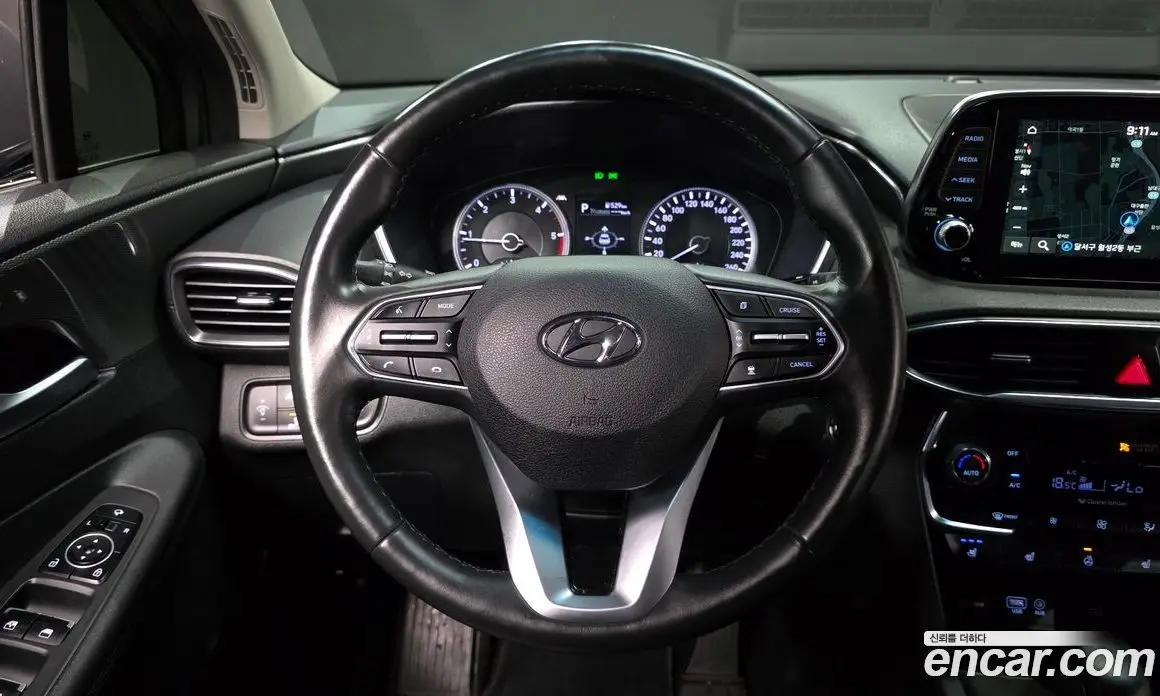 Hyundai Santa Fe 2018 2.0 автомат (гидро), фото 13 Hyundai Santa Fe 2018 2.0 автомат (гидро), фото 13