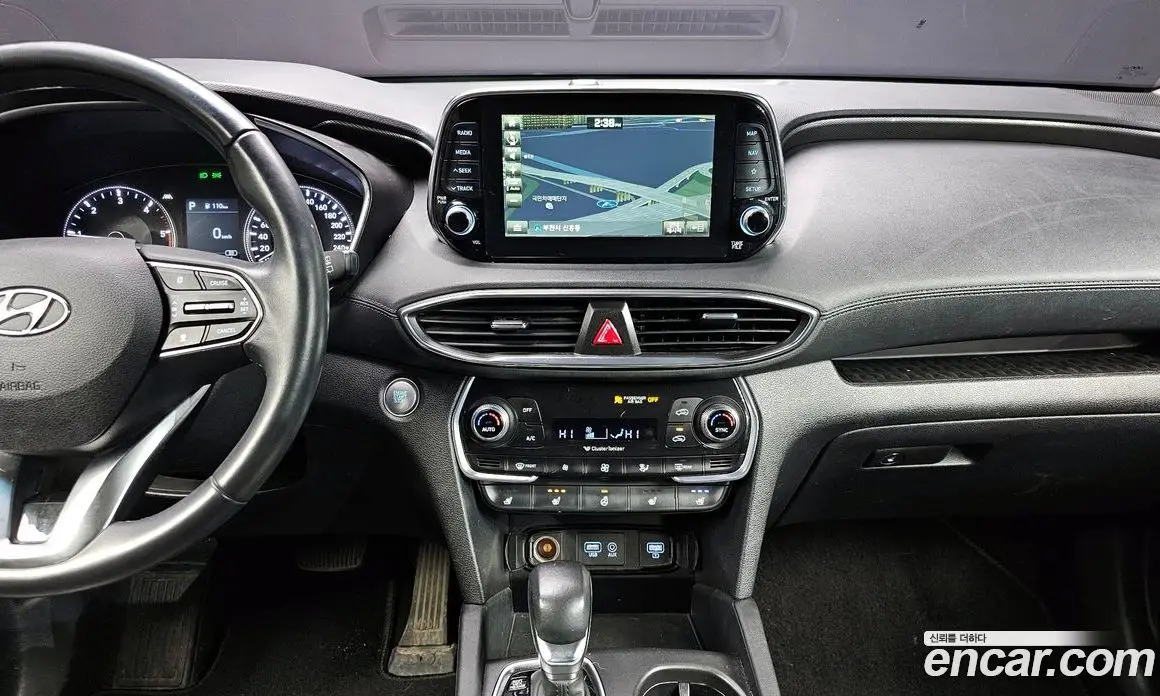 Hyundai Santa Fe 2018 2.0 автомат (гидро), фото 14
