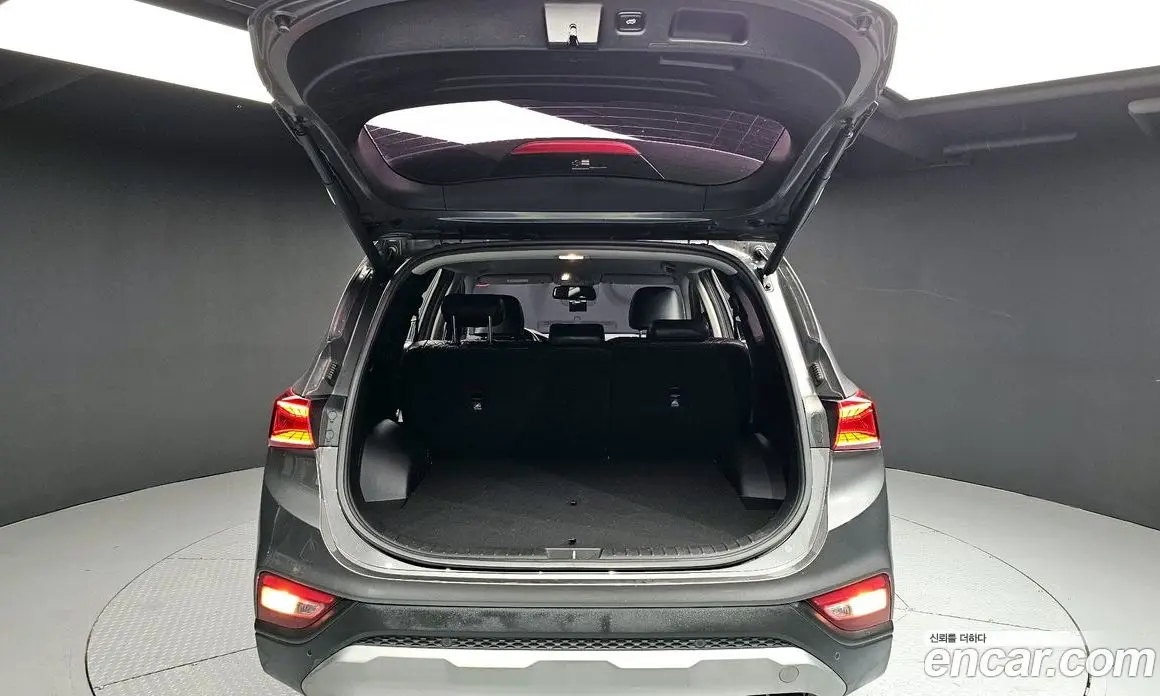 Hyundai Santa Fe 2018 2.0 автомат (гидро), фото 20