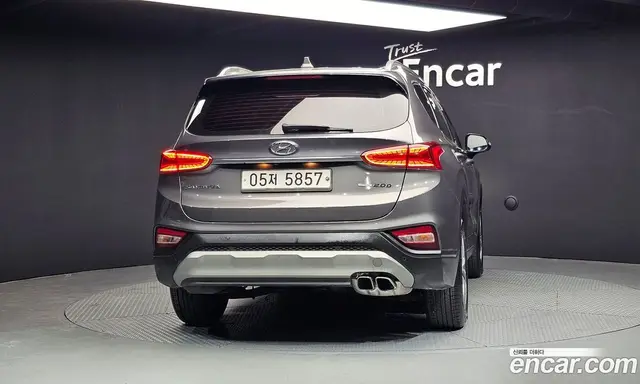 Hyundai Santa Fe 2018 2.0 автомат (гидро), миниатюра 4