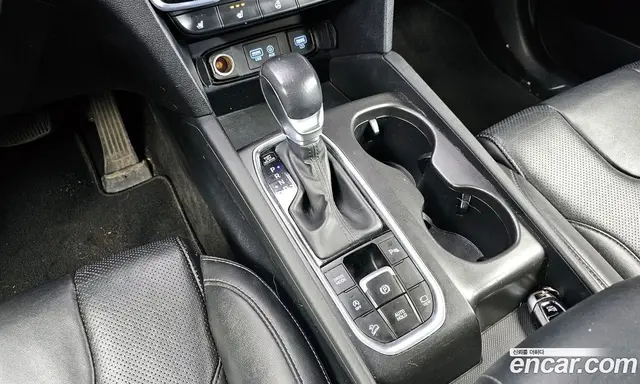 Hyundai Santa Fe 2018 2.0 автомат (гидро), миниатюра 9