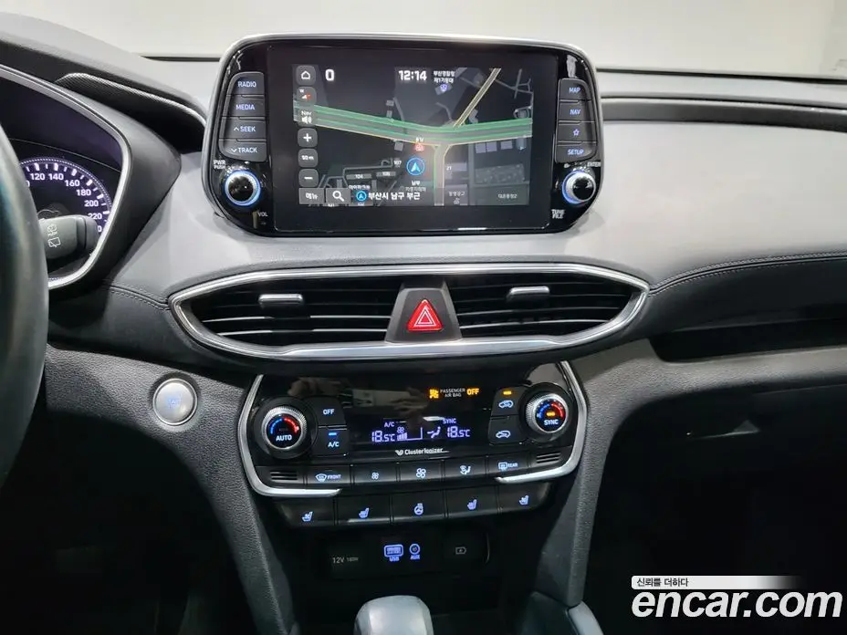 Hyundai Santa Fe 2019 2.0 автомат (гидро), фото 11