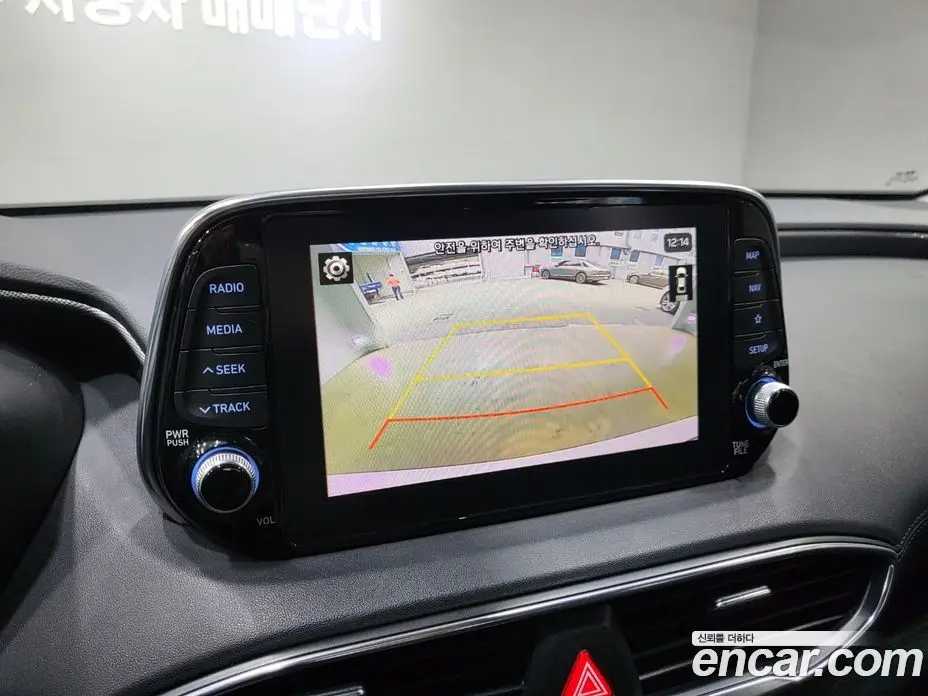 Hyundai Santa Fe 2019 2.0 автомат (гидро), фото 13
