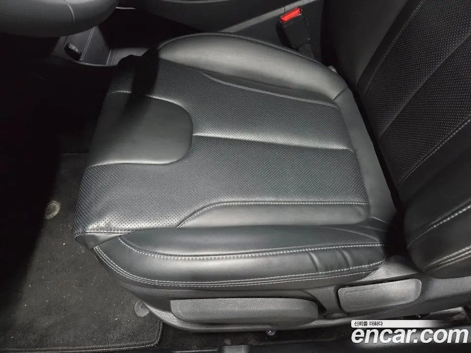 Hyundai Santa Fe 2020 2.2 автомат (гидро), фото 10