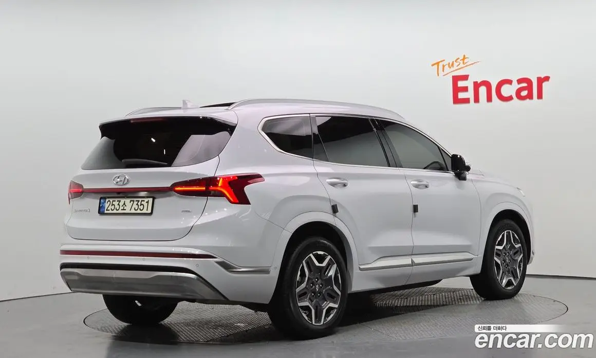 Hyundai Santa Fe 2021 1.6 автомат (гидро), фото 2 Hyundai Santa Fe 2021 1.6 автомат (гидро), фото 2