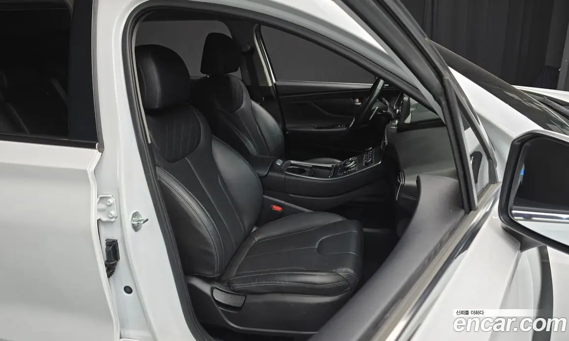 Hyundai Santa Fe 2021 2.2 автомат (гидро), фото 12 Hyundai Santa Fe 2021 2.2 автомат (гидро), фото 12